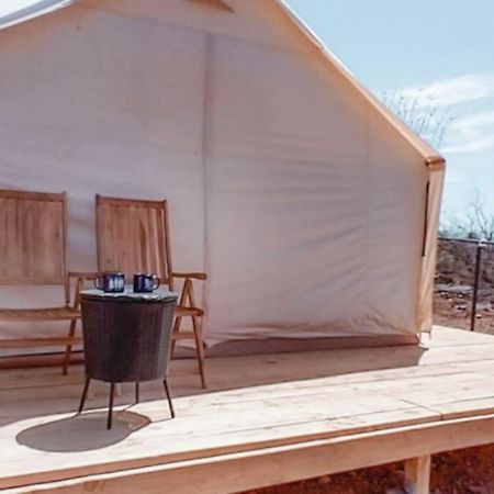 Silver Spur Homestead Luxury Glamping - The Cowboy تومبستون المظهر الخارجي الصورة